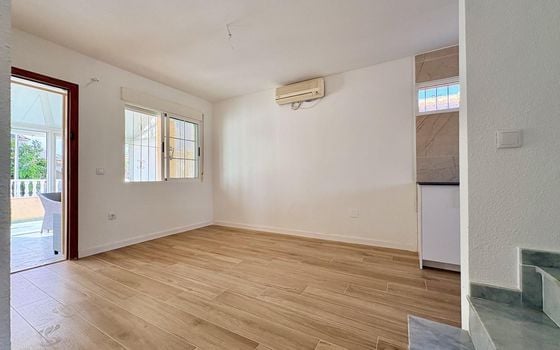 4 bedroom Villa in Torrevieja - AG152883 - Photo - 5