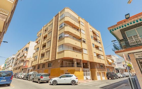 3 bedroom Apartment in Torrevieja - GVS153015 - Photo - 1
