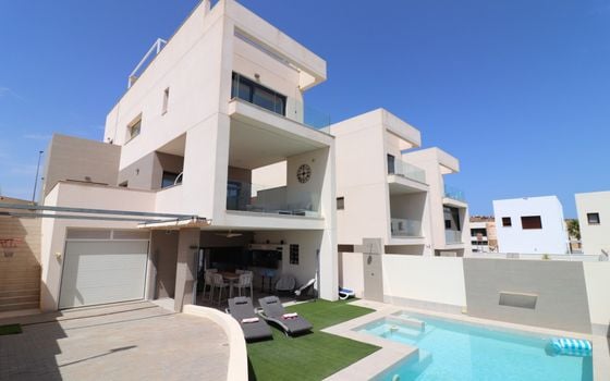 4 bedroom Villa in Benijófar - VRE153171 - Photo - 1