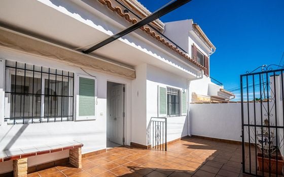 3 bedroom Townhouse in San Miguel de Salinas - GS153180 - Photo - 2