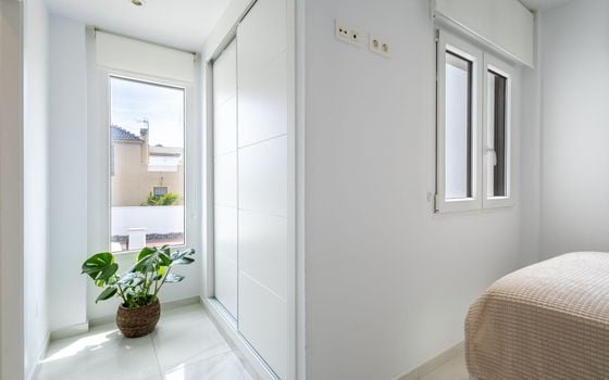 3 bedroom Villa in Torrevieja - AG153223 - Photo - Small - 15