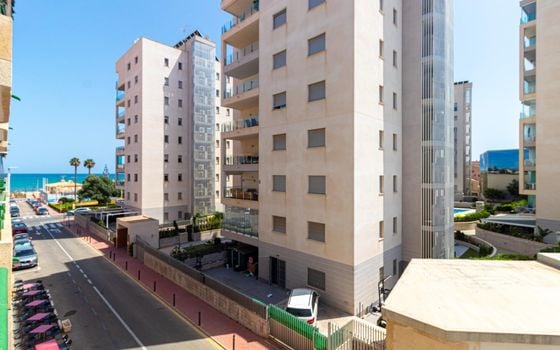 Appartement de 2 chambres à Torrevieja - HRE153459 - Photo - 1