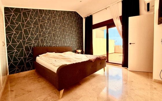 3 bedroom Penthouse in Las Ramblas - HRE153627 - Photo - Small - 14