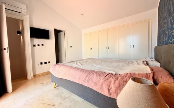 3 bedroom Penthouse in Las Ramblas - HRE153627 - Photo - Small - 17