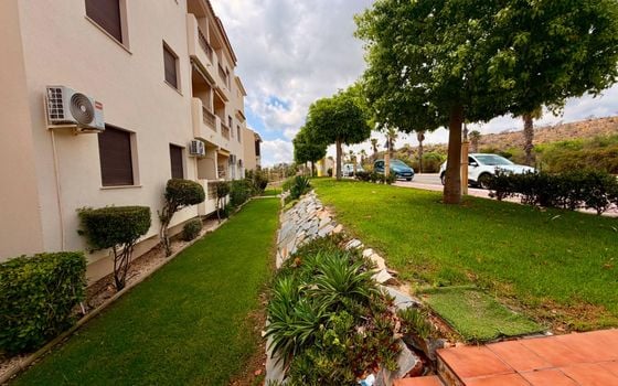 3 bedroom Penthouse in Las Ramblas - HRE153627 - Photo - 2