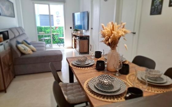 Apartamento de 2 habitaciones en Torrevieja - AG153733 - Foto - 4