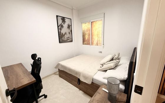 Appartement de 2 chambres à Torrevieja - AG153733 - Photo - Small - 13
