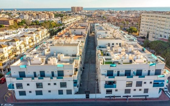 Appartement de 2 chambres à Torrevieja - AG153733 - Photo - Small - 23
