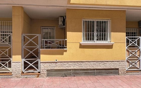 2 bedroom Apartment in Torrevieja - AG153744 - Photo - Small - 18