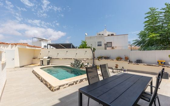 2 bedroom Bungalow in Orihuela Costa - B153772 - Photo - 3