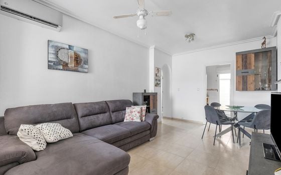 2 bedroom Bungalow in Orihuela Costa - B153772 - Photo - 5