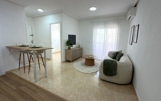 Appartement de 2 chambres à Torrevieja - CI153930 - Photo - 1