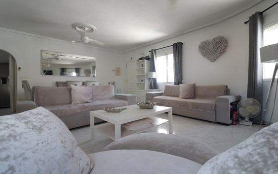 4 bedroom Villa in Rojales - VRE154019 - Photo - Small - 9