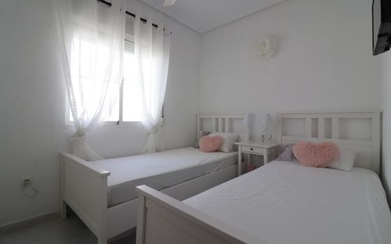 4 bedroom Villa in Rojales - VRE154019 - Photo - Small - 19