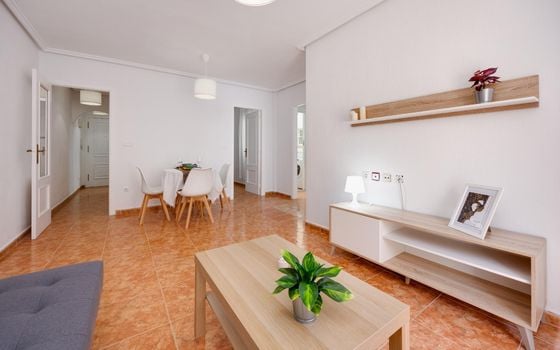 2 bedroom Apartment in Torrevieja - CYM154062 - Photo - 3