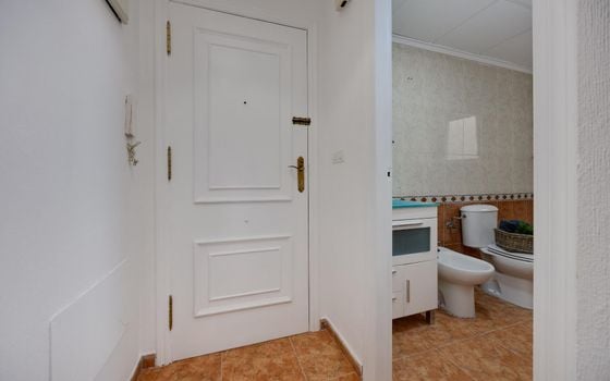 2 bedroom Apartment in Torrevieja - CYM154062 - Photo - Small - 15