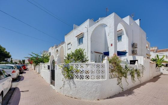 Villa de 2 chambres à Torrevieja - CYM154063 - Photo - Small - 28