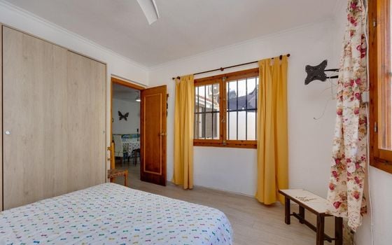 Villa de 2 chambres à Torrevieja - CYM154063 - Photo - Small - 13
