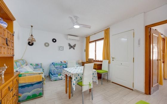 Villa de 2 chambres à Torrevieja - CYM154063 - Photo - Small - 7