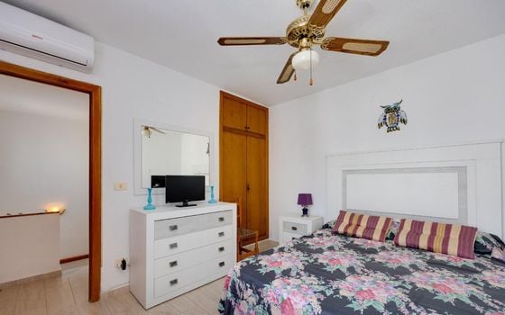 Villa de 2 chambres à Torrevieja - CYM154063 - Photo - Small - 16