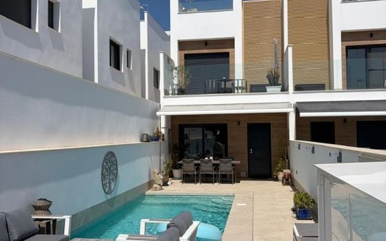 Adosado de 3 habitaciones en San Pedro del Pinatar - SID154098 - Foto - 1