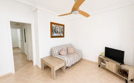 Appartement de 2 chambres à Torrevieja - GVS154205 - Photo - 3