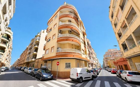 Appartement de 2 chambres à Torrevieja - GVS154205 - Photo - 1