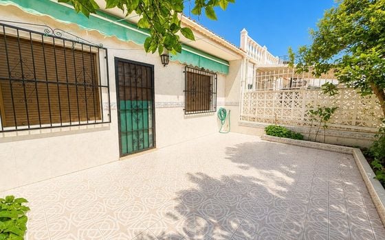 Bungalow de 2 chambres à Torrevieja - GVS154206 - Photo - 1