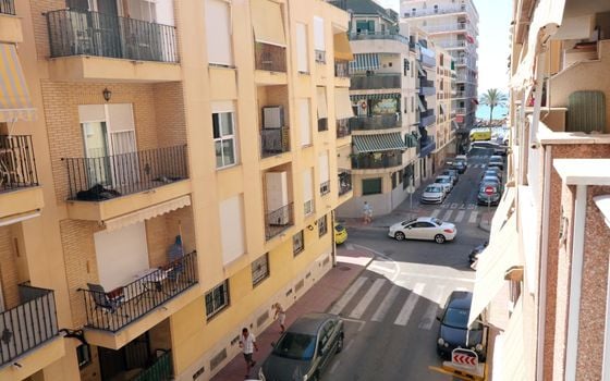 Appartement de 2 chambres à Torrevieja - AG154292 - Photo - 3