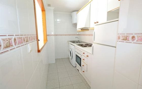 Appartement de 2 chambres à Torrevieja - AG154292 - Photo - Small - 8