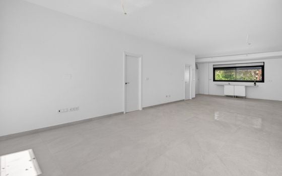 Villa de 5 habitaciones en San Vicente del Raspeig - CBE154242 - Foto - Small - 8
