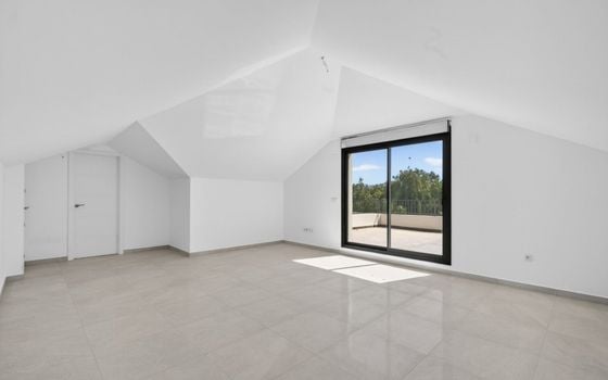 Villa de 5 habitaciones en San Vicente del Raspeig - CBE154242 - Foto - Small - 17
