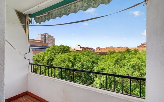 4 bedroom Apartment in Alicante - CBE154246 - Photo - 1