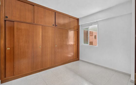 4 bedroom Apartment in Alicante - CBE154246 - Photo - Small - 9