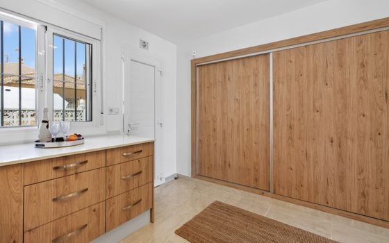 Villa de 3 chambres à Torrevieja - CBE154250 - Photo - Small - 9