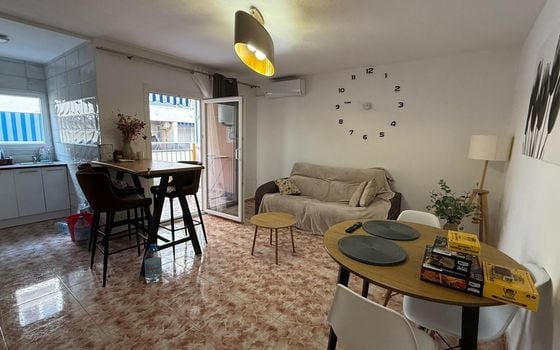 Appartement de 2 chambres à Torrevieja - AG154286 - Photo - 1