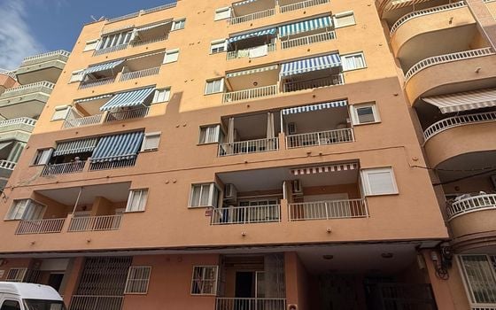 Appartement de 2 chambres à Torrevieja - AG154286 - Photo - Small - 24