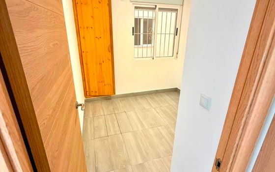 2 bedroom Apartment in Torrevieja - SLI154467 - Photo - Small - 12