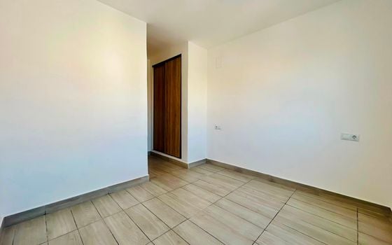2 bedroom Apartment in Torrevieja - SLI154467 - Photo - Small - 8