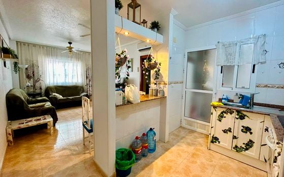 Appartement de 2 chambres à Torrevieja - SLI154468 - Photo - 4