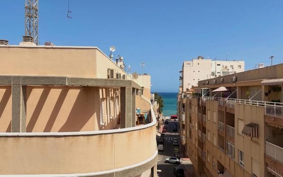 Penthouse de 1 chambre à Torrevieja - CT154715 - Photo - 1