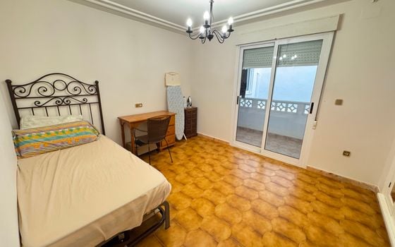 5 Schlafzimmer Doppelhaus in Guardamar del Segura - NSP154761 - Foto - Small - 9