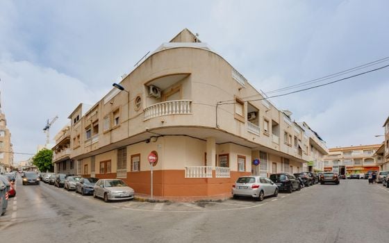 Appartement de 1 chambre à Torrevieja - CYM154869 - Photo - 1