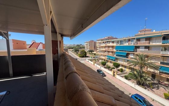 Duplex de 3 chambres à Torrevieja - AG154888 - Photo - Small - 17