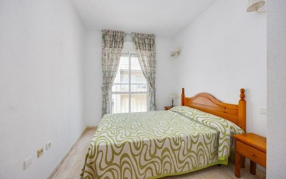 Appartement de 2 chambres à Torrevieja - AG154902 - Photo - Small - 13