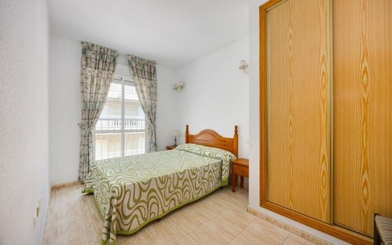 Appartement de 2 chambres à Torrevieja - AG154902 - Photo - Small - 12