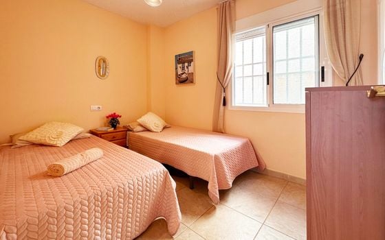 Bungalow de 2 chambres à Torrevieja - FPS154979 - Photo - Small - 12