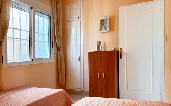Bungalow de 2 chambres à Torrevieja - FPS154979 - Photo - Small - 13