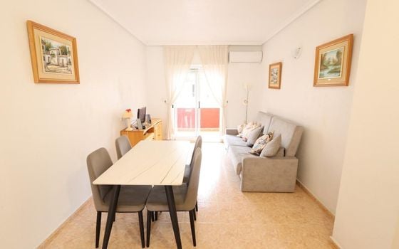 Appartement de 2 chambres à Torrevieja - CRR155017 - Photo - 1