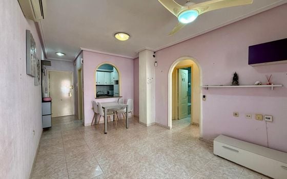 Appartement de 2 chambres à Torrevieja - AG155062 - Photo - Small - 7
